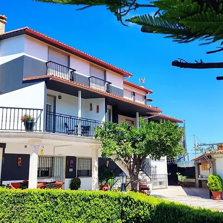 ゲストハウス Casa Marinan 4*