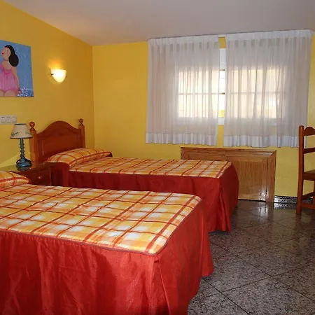 Guest house Casa Marinan 3*